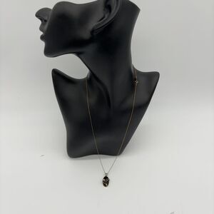 unknown brand 14K Gold Chain W/ Pendant